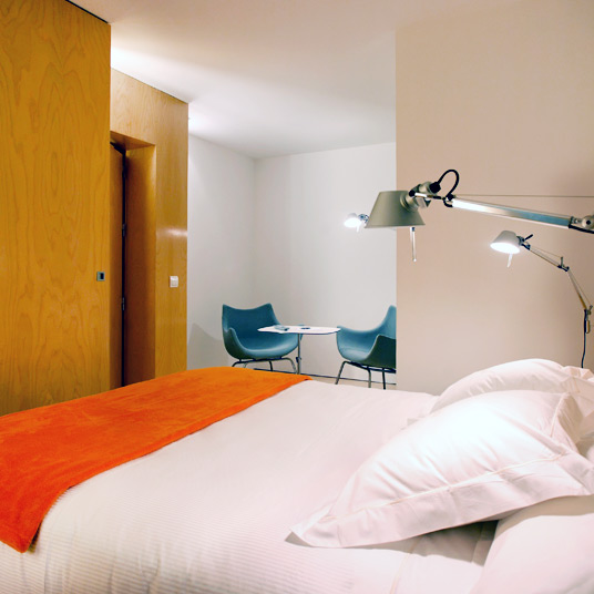 Hotel Holos