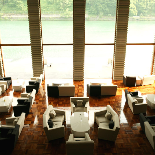 River Retreat Garaku