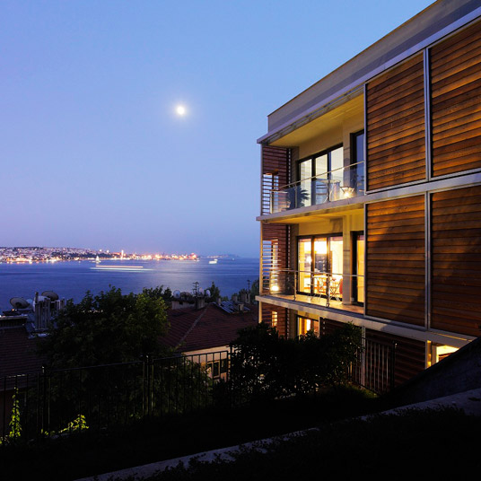 Deris Bosphorus Lodge
