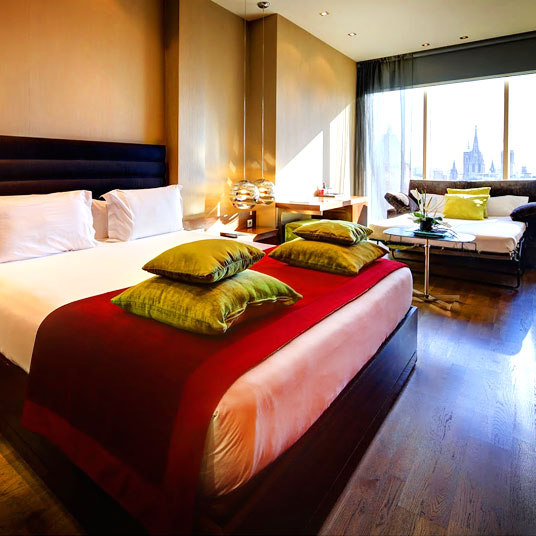 Olivia Plaza Hotel