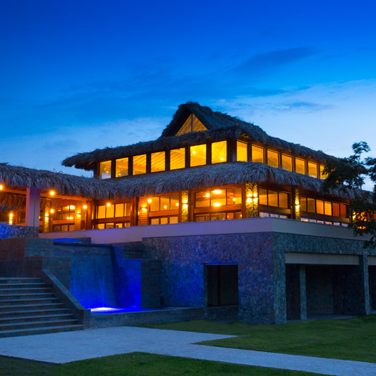 Indura Beach & Golf Resort