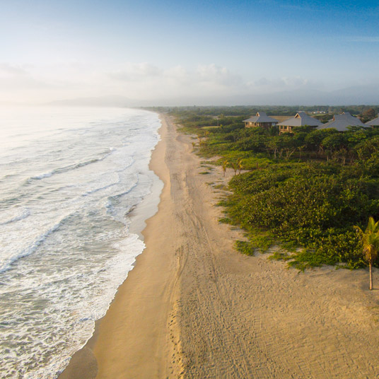 Indura Beach & Golf Resort