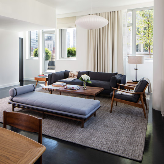 Smyth, a Thompson Hotel