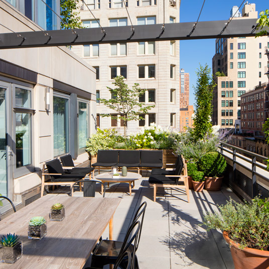 Smyth, a Thompson Hotel