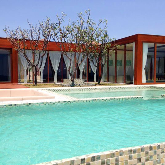 芽庄融合度假村 (Fusion Resort Nha Trang)