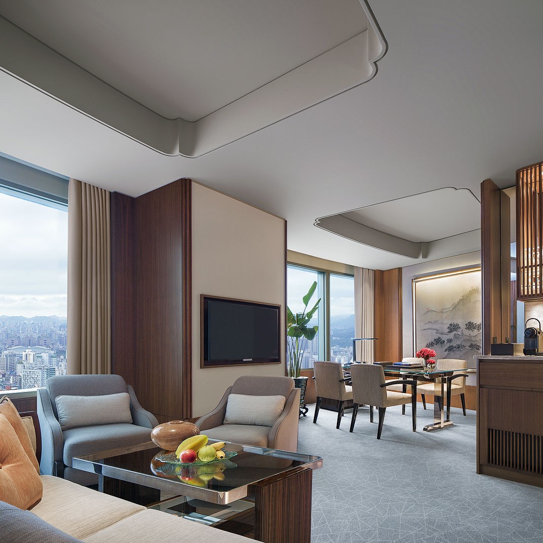 Shangri-La's Far Eastern Plaza Hotel, Taipei