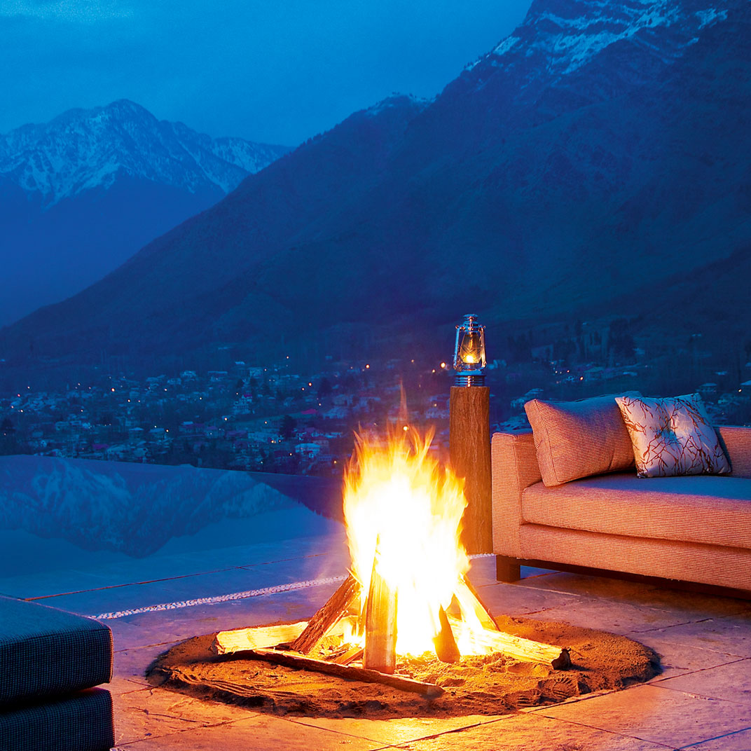 Vivanta by Taj Dal View Srinagar