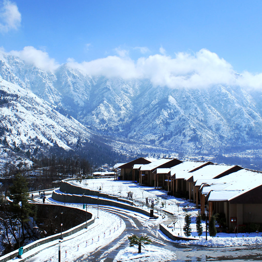 Vivanta by Taj Dal View Srinagar