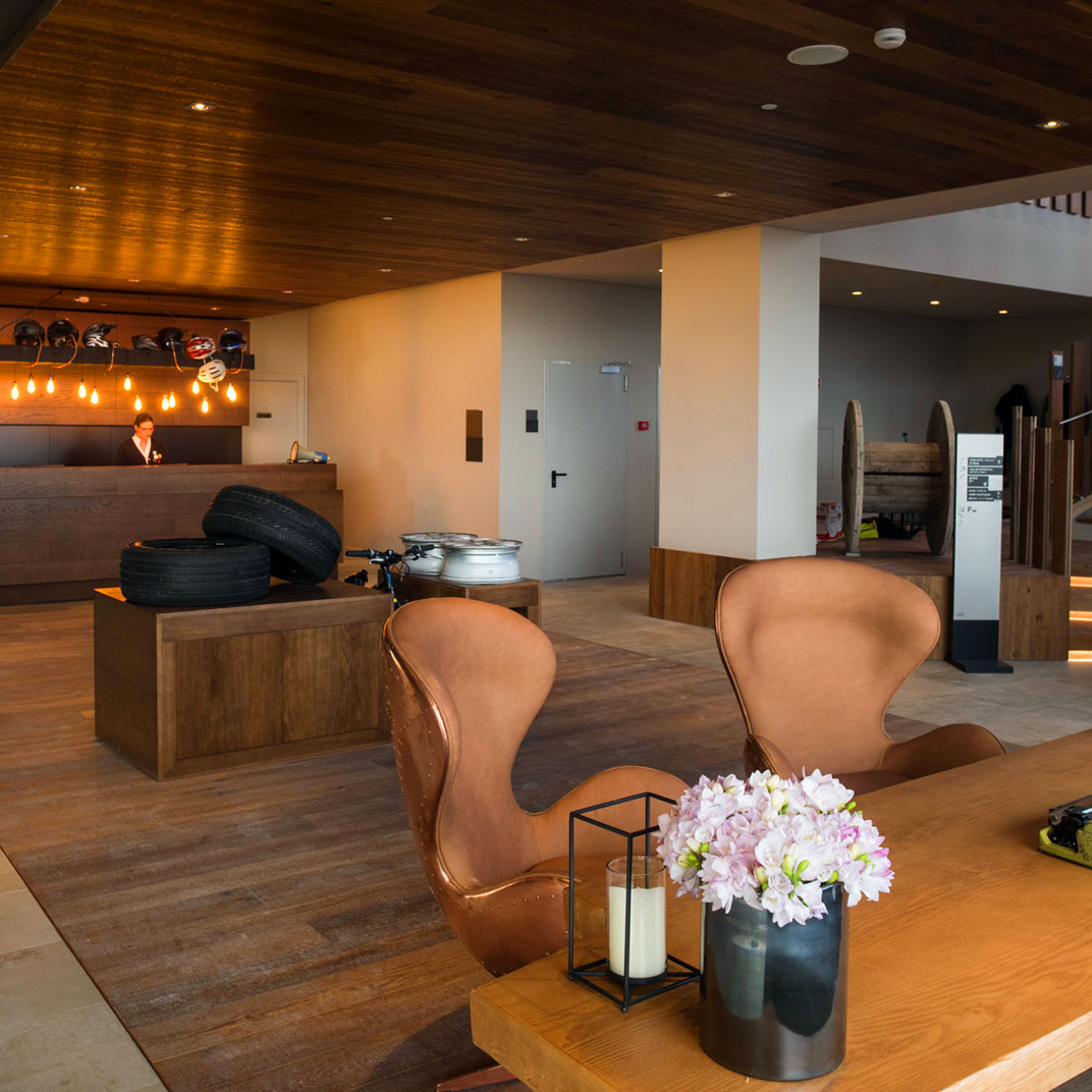 Azor Hotel
