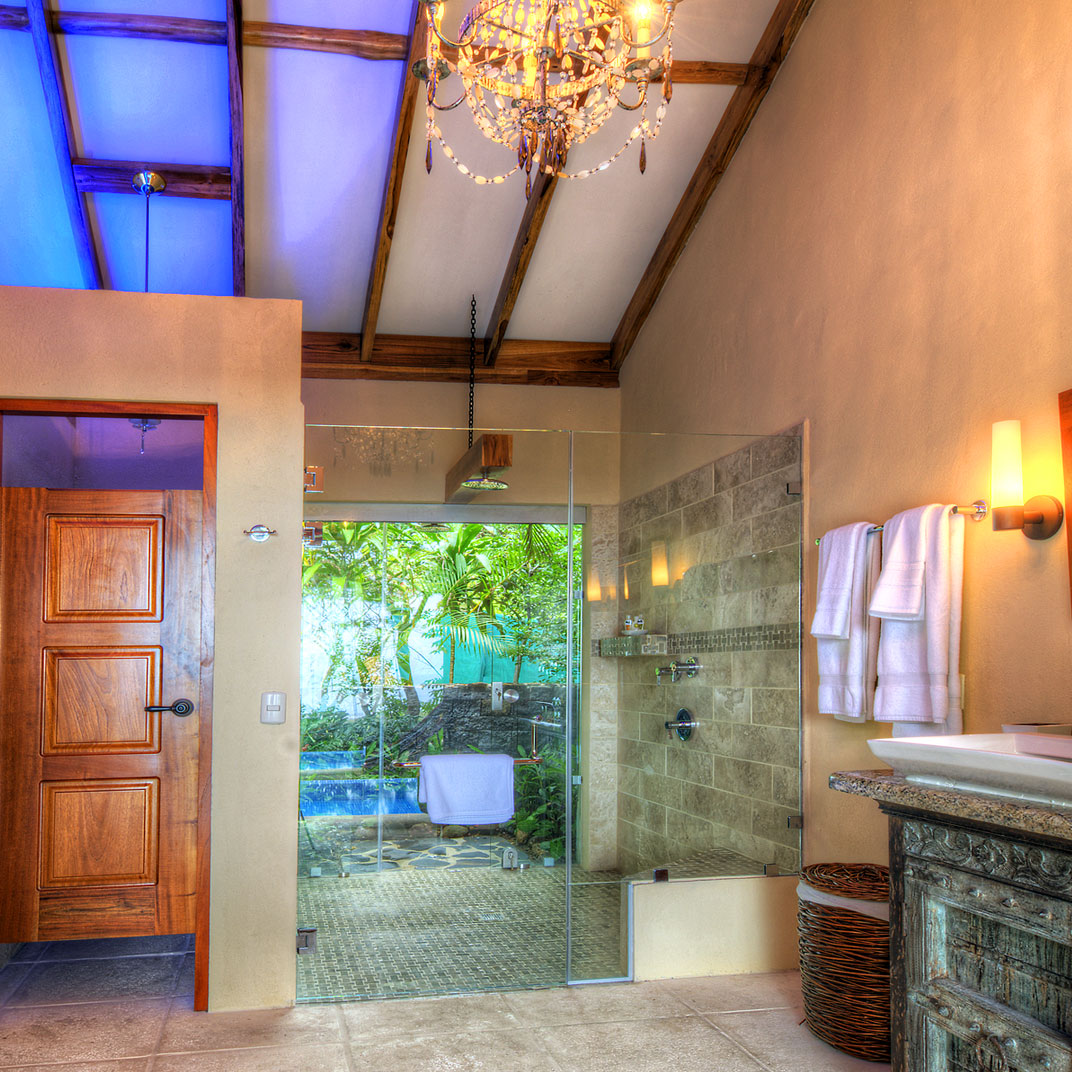 Casa Chameleon Mal Pais