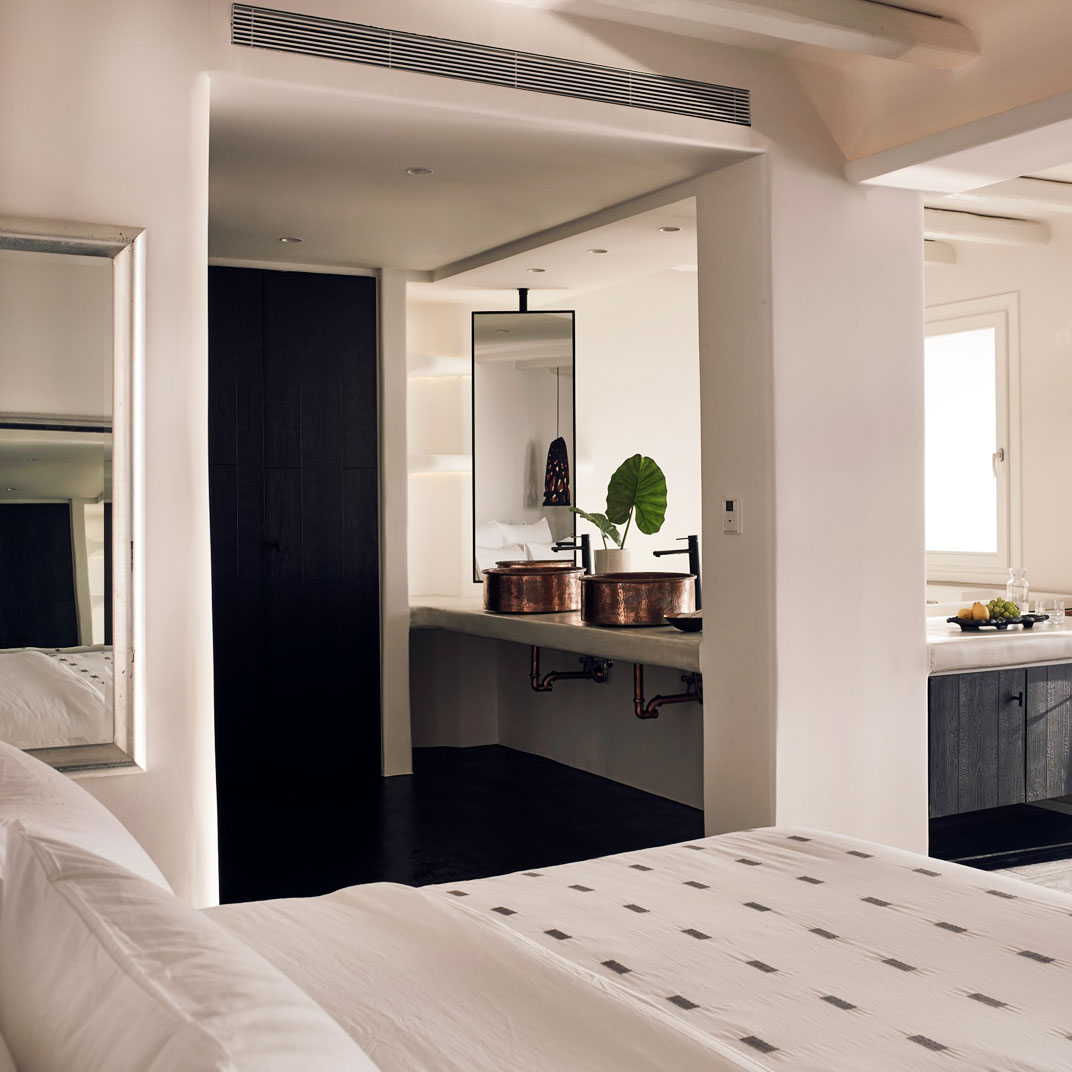 Cavo Tagoo Santorini