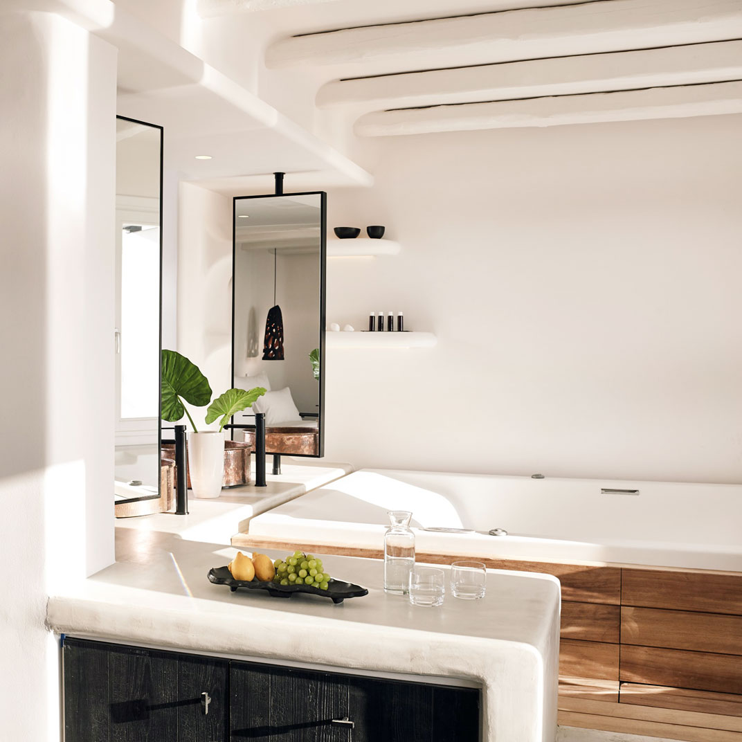 Cavo Tagoo Santorini