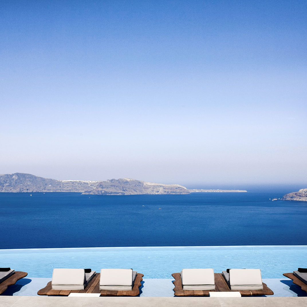 Cavo Tagoo Santorini