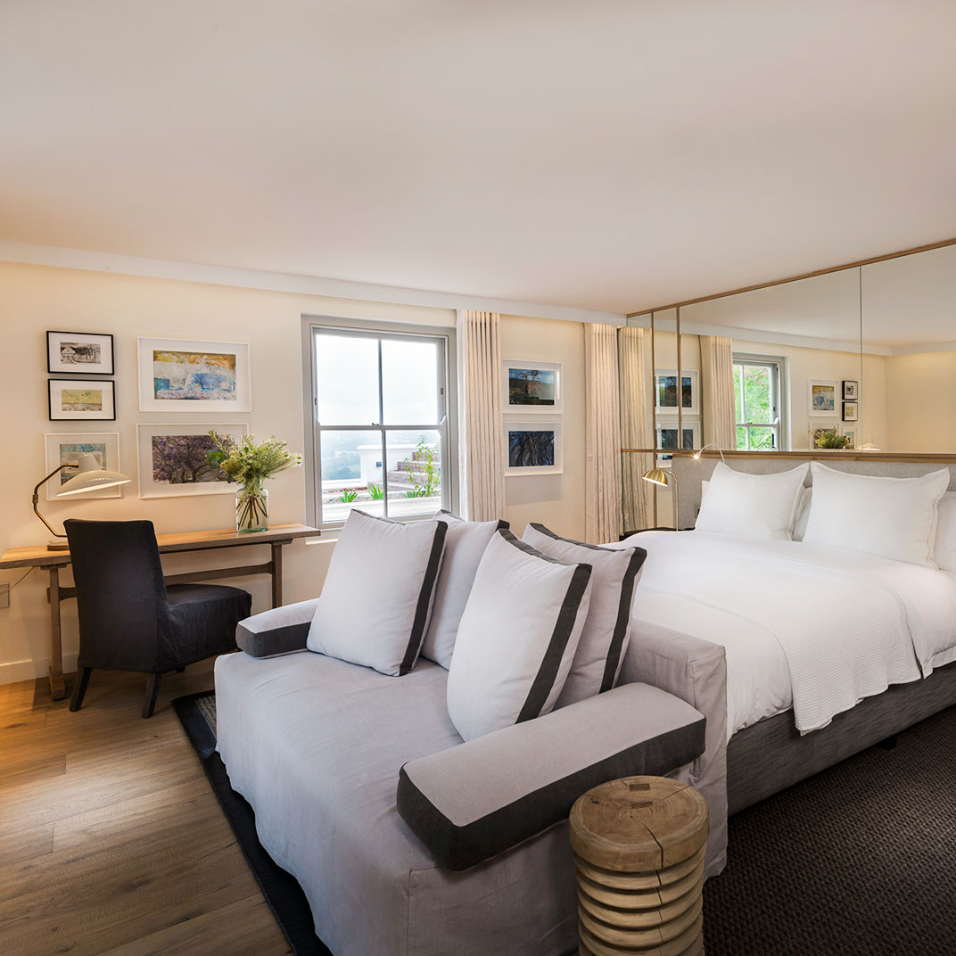 Mont Rochelle Hotel