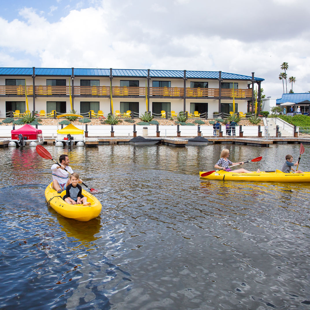 Lakehouse Hotel and Resort