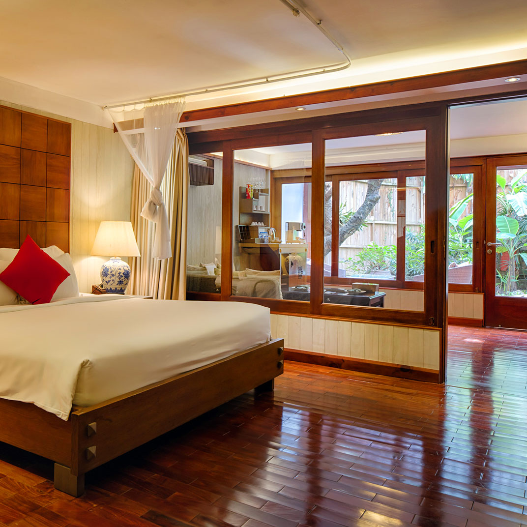 An Lam Retreats Saigon River