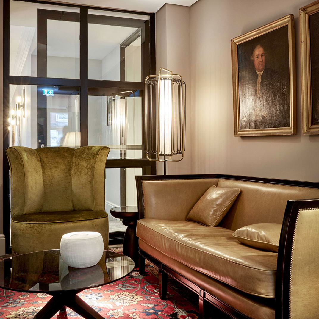 Sir Nikolai Hotel