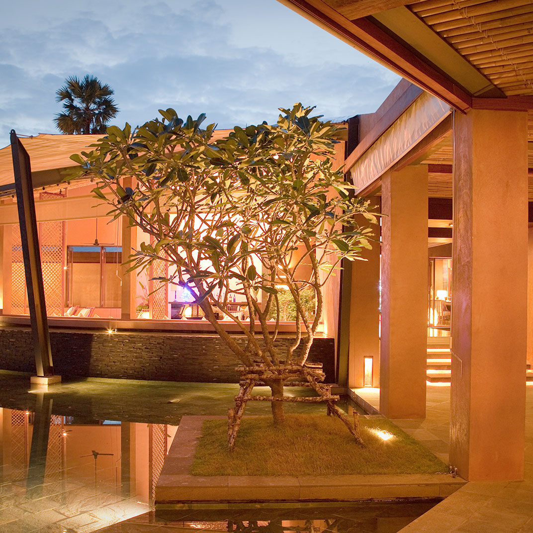 Wanakarn Beach Resort & Spa