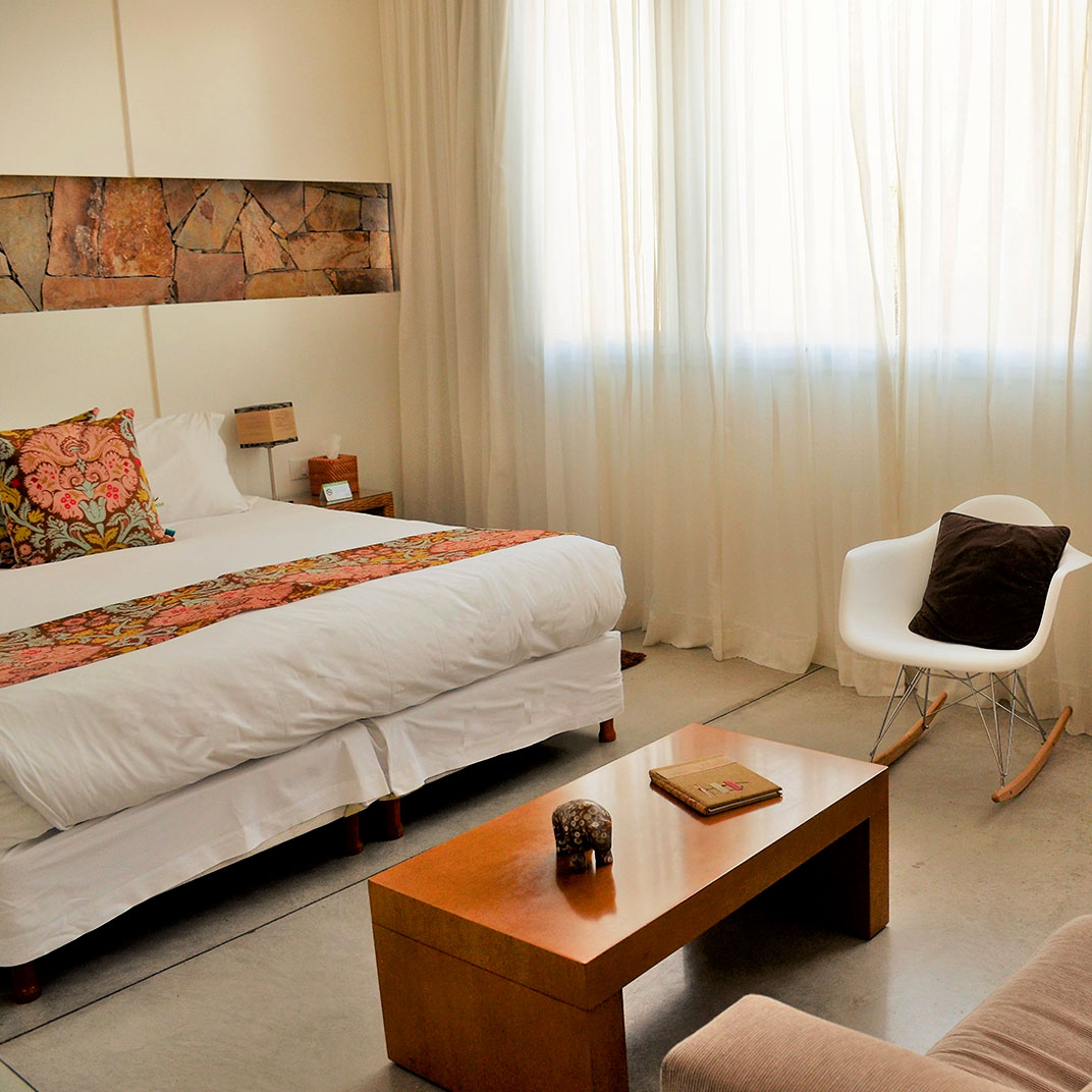 Mine Hotel Boutique