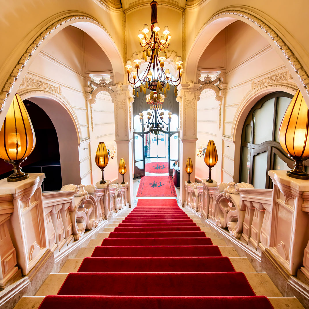 Buddha-Bar Hotel Budapest Klotild Palace