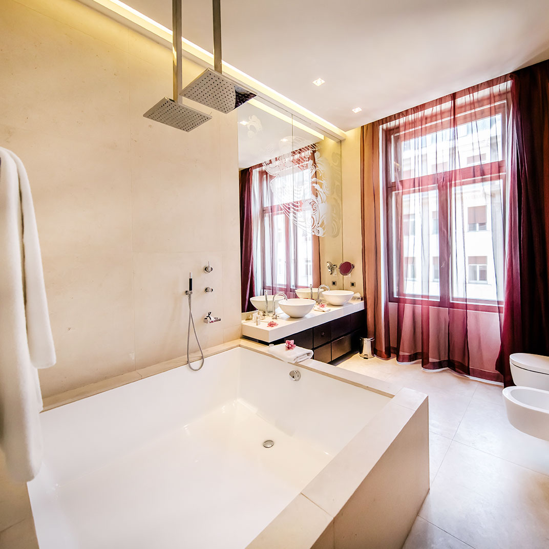 Buddha-Bar Hotel Budapest Klotild Palace
