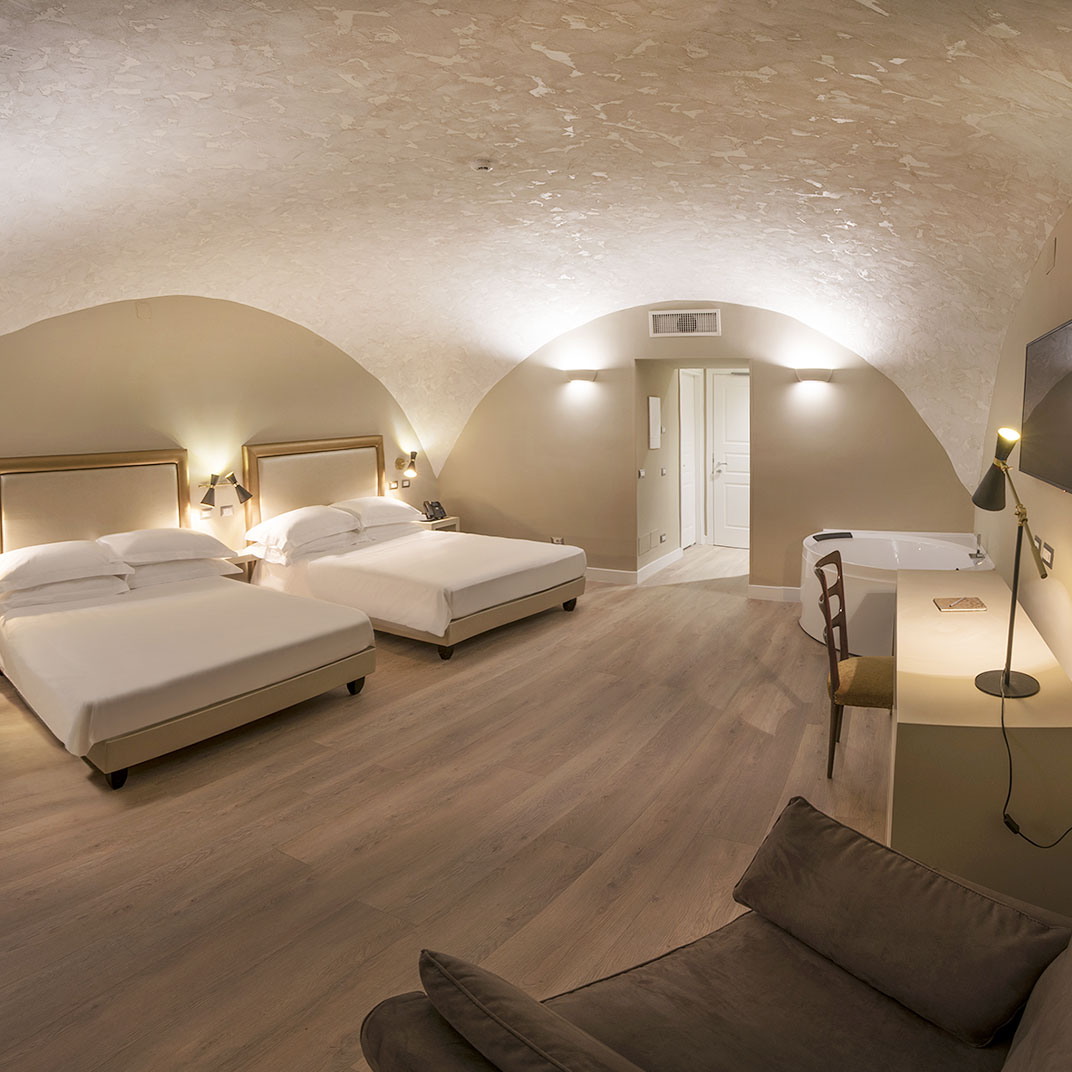 Caruso Place Boutique & Wellness Suites