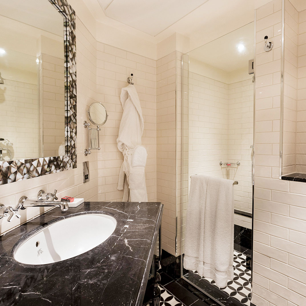 The Lalit London