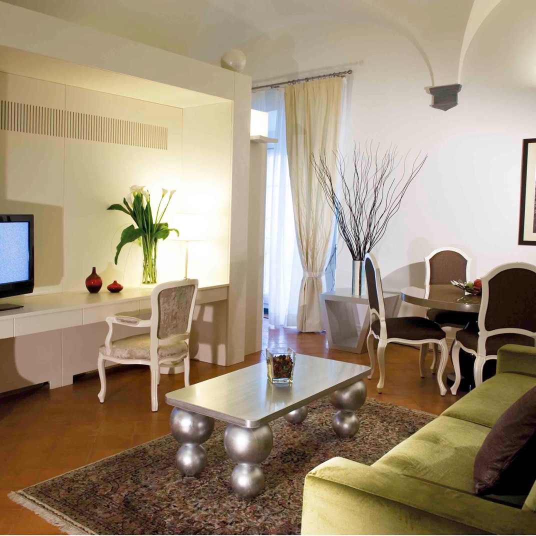 Palazzo Caracciolo Napoli