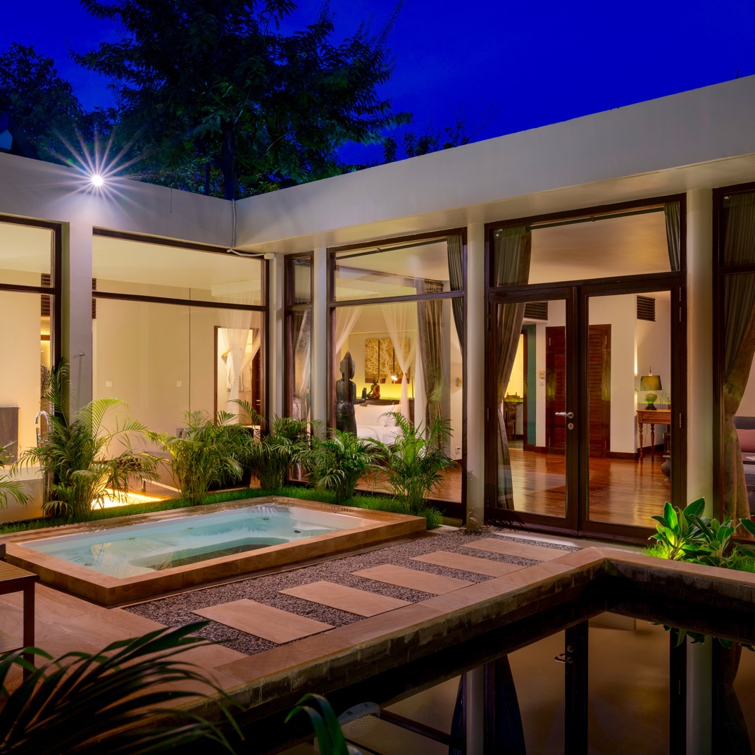 Heritage Suites Hotel