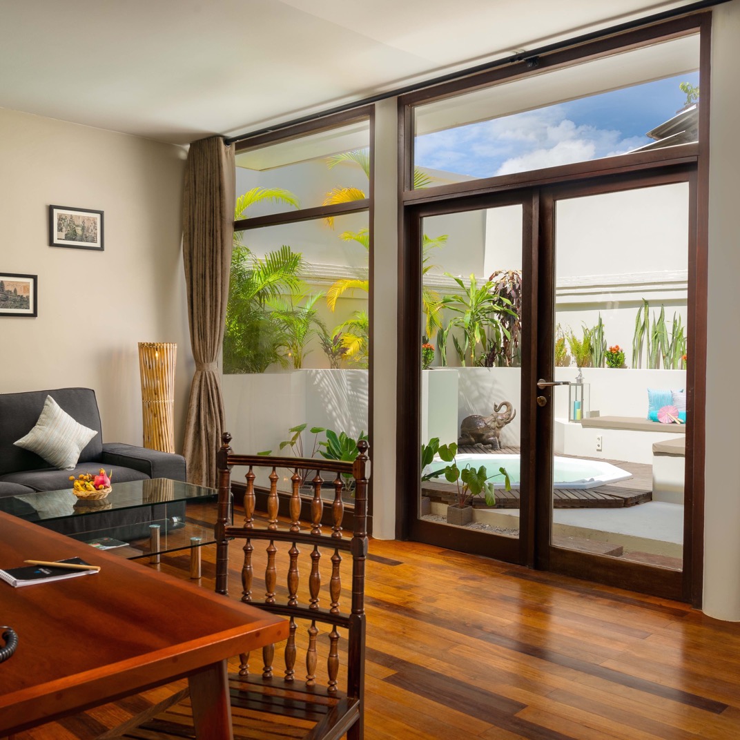 Heritage Suites Hotel