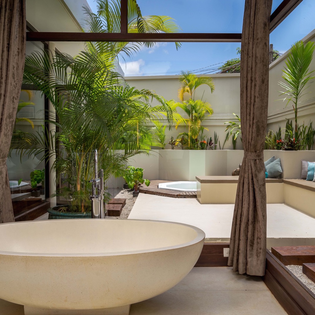 Heritage Suites Hotel