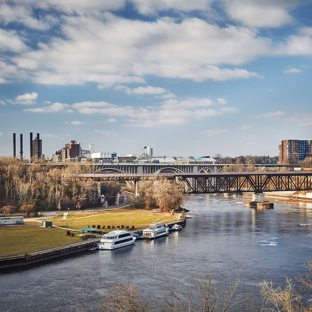 Graduate Minneapolis